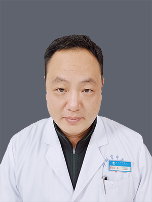 陈伟